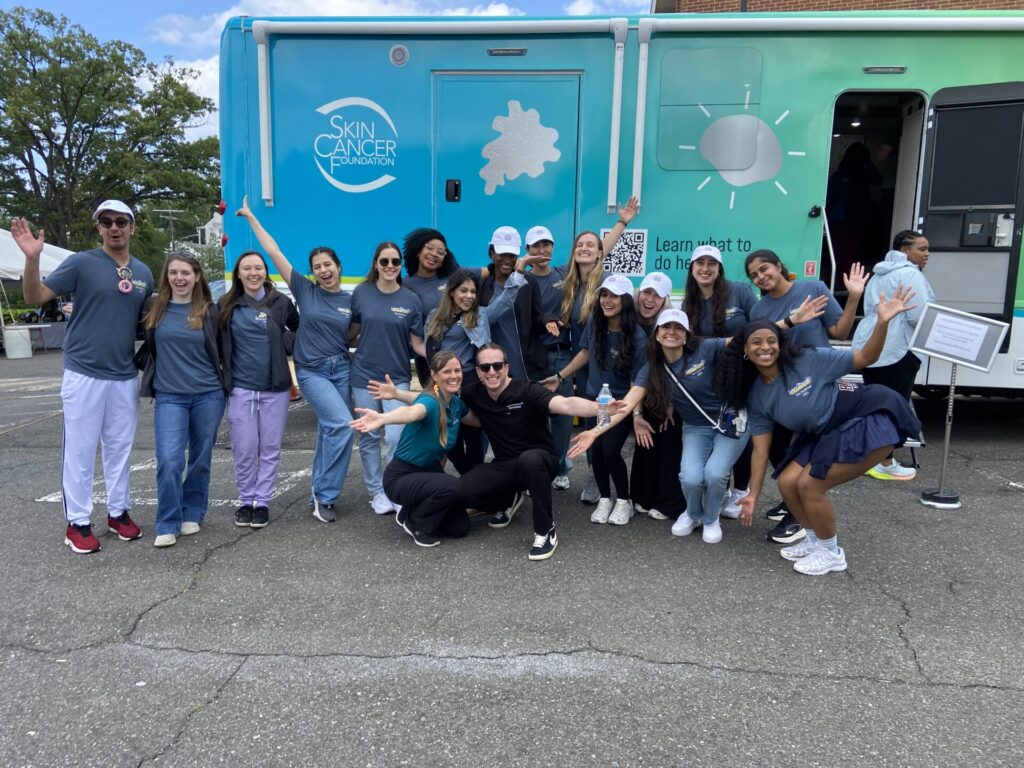 Ein großes Lob an Dr. Adam Friedman und sein großartiges Team in Washington, D.C. Die Learn2Derm-Veranstaltung ist jedes Jahr ein Highlight!